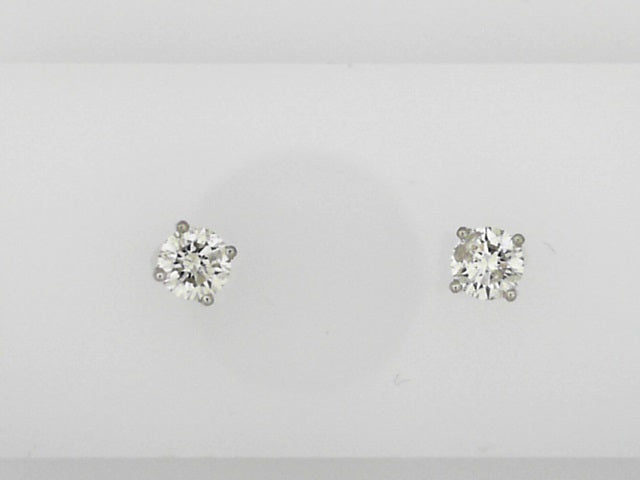 0.67 ctw Diamond Earrings