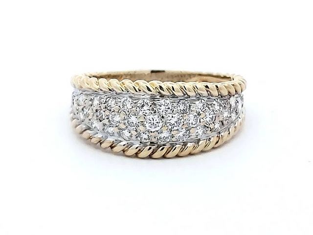 0.57 ctw Fancy Diamond Band