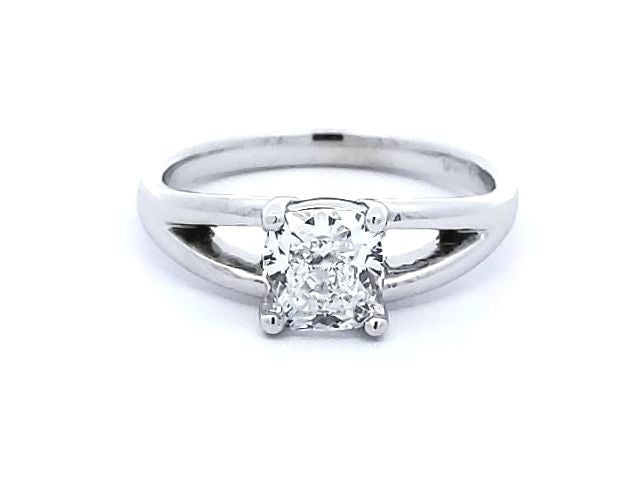 1.03 ct Cushion Solitare Engagement Ring