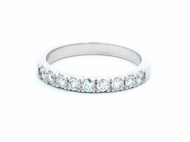 0.45 ctw Diamond Band