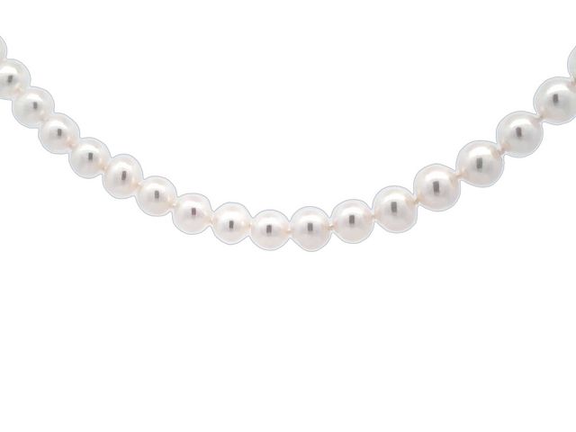 18 inch Freshwater pearl strand