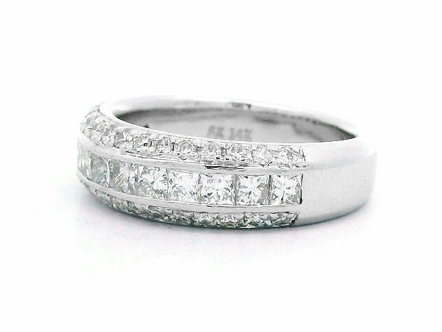 Ladies Diamond Ring