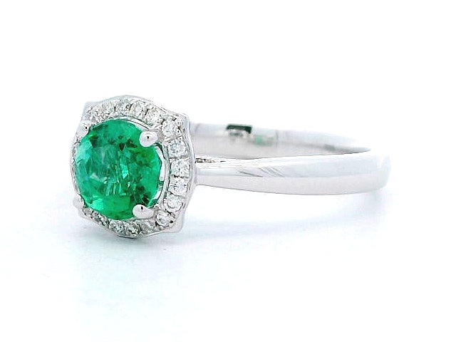 18 Kt Emerald And Diamond Halo Ring