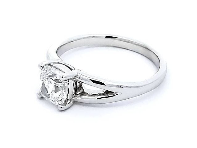 1.03 ct Cushion Solitare Engagement Ring