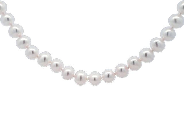 18 inch Freshwater pearl strand