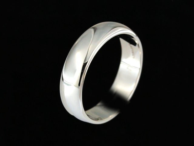 Domed Platinum Band