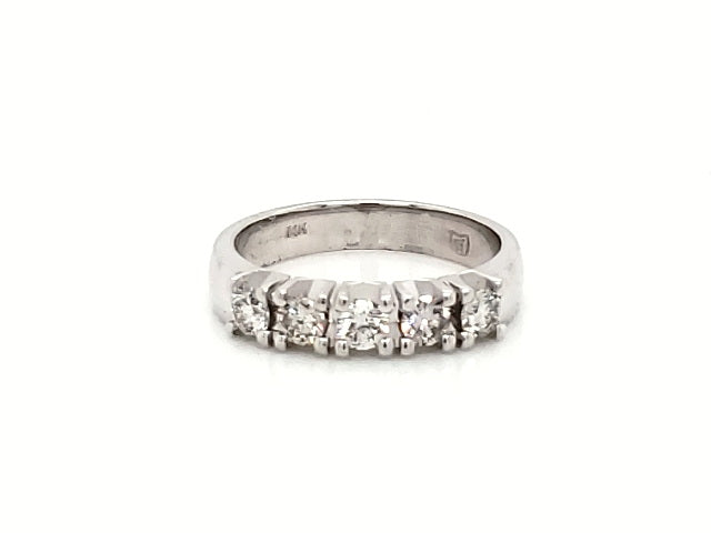 0.50 ctw Diamond Band