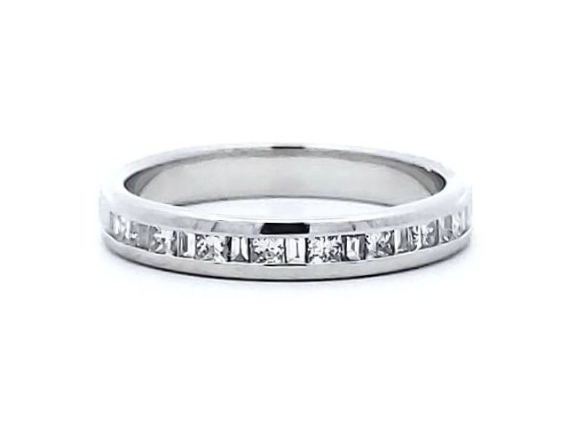 .25ctw Diamond Band