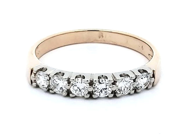 0.45 ctw Diamond Band