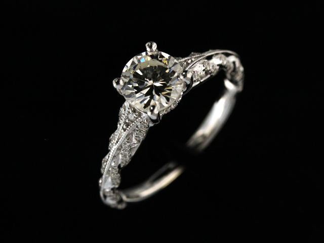 18KT 1.00 ct Engagement Mount